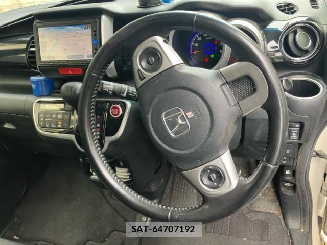 Honda N BOX 2017-07 7962838-14