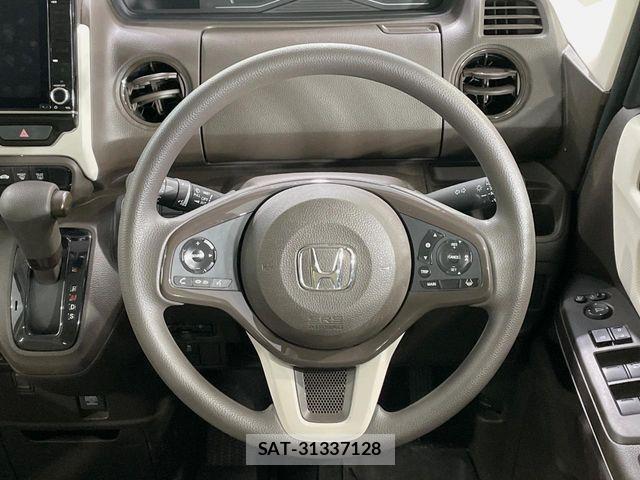Honda N BOX 2022-03 7962792-10