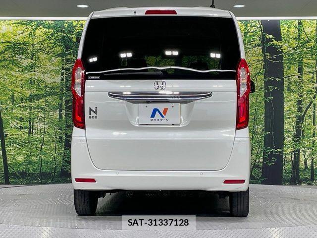 Honda N BOX 2022-03 7962792-14