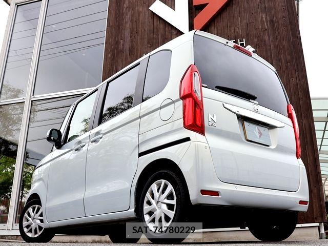Honda N BOX 2022-04 7962794-10