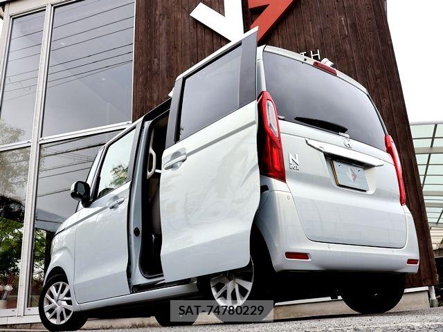 Honda N BOX 2022-04 7962794-11