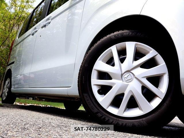 Honda N BOX 2022-04 7962794-13