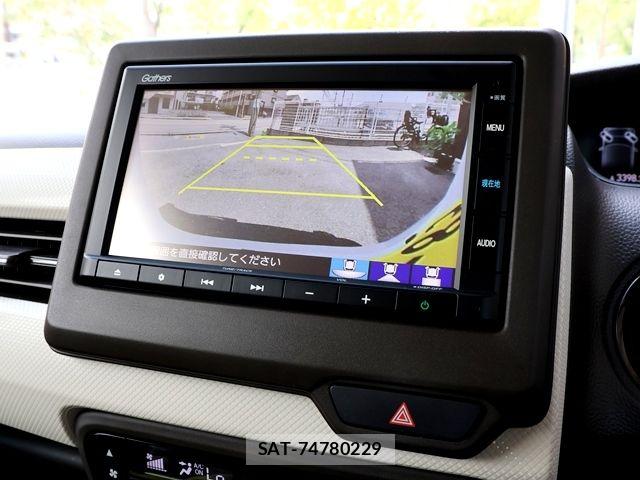 Honda N BOX 2022-04 7962794-16