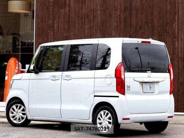 Honda N BOX 2022-04 7962794-2