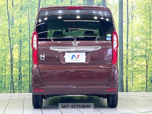 Honda N BOX 2020-06 7962812-14