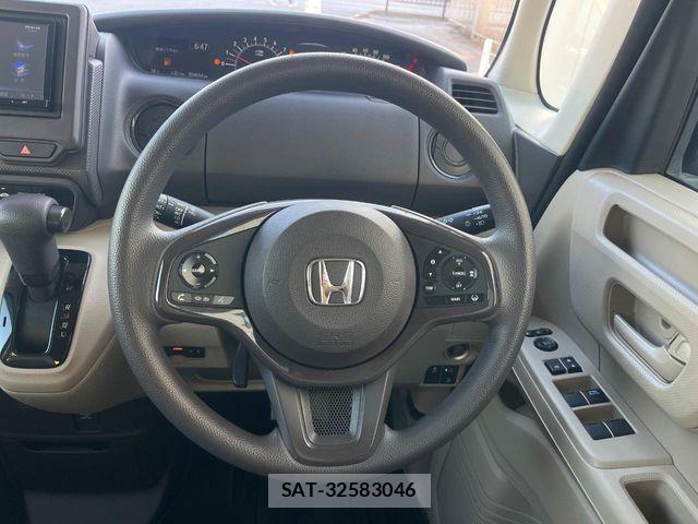 Honda N BOX 2020-03 7962791-11