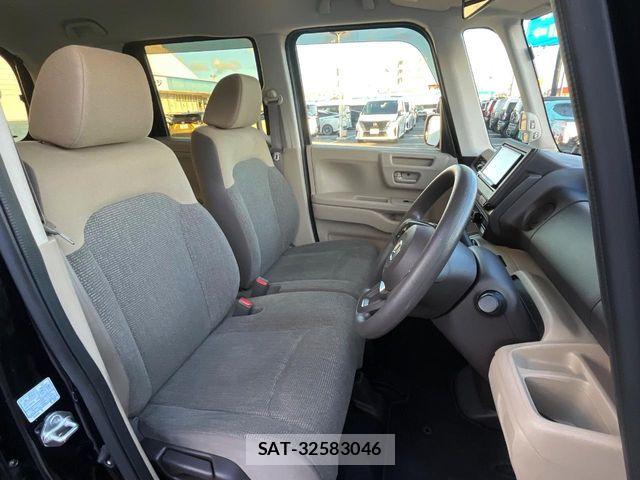 Honda N BOX 2020-03 7962791-8