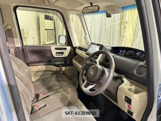 Honda N BOX 2020-03 7962814-8
