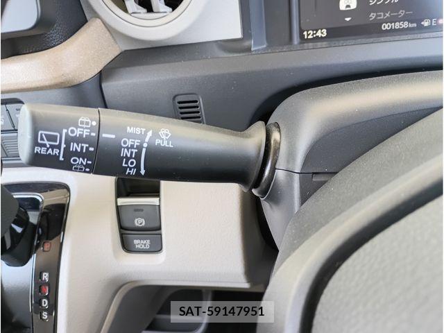 Honda N BOX 2024-06 7962748-11