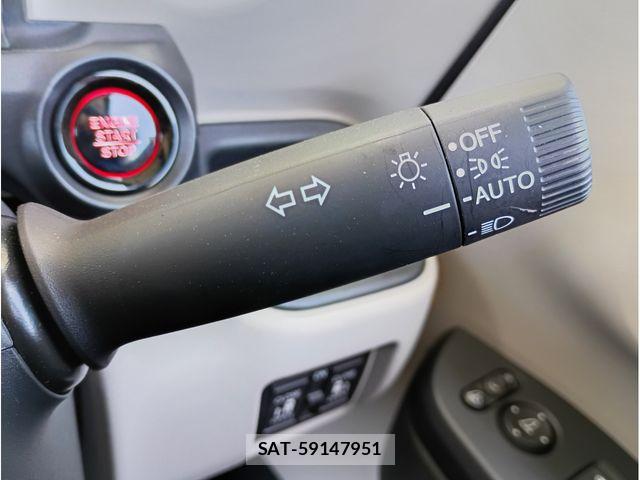 Honda N BOX 2024-06 7962748-12