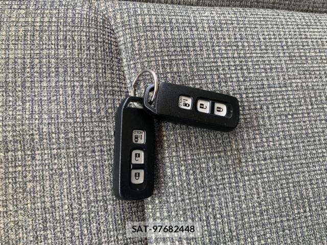 Honda N BOX 2019-08 7962805-14
