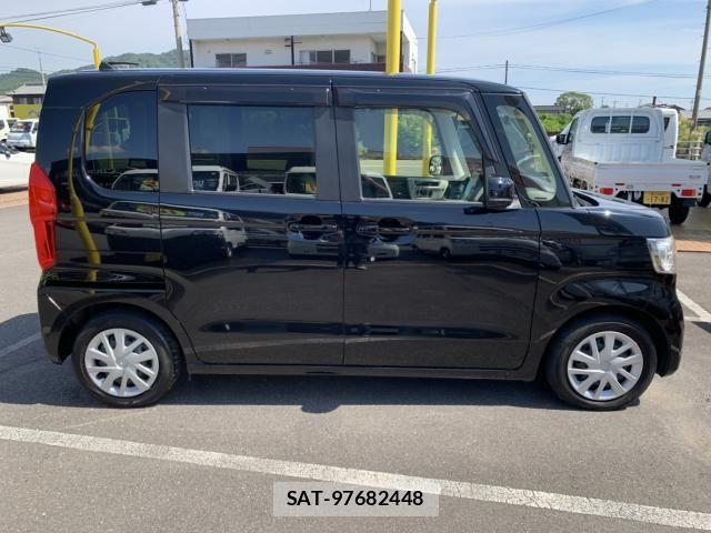 Honda N BOX 2019-08 7962805-3