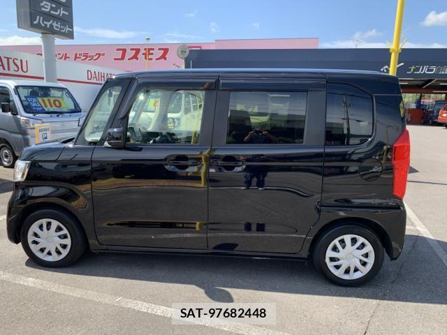 Honda N BOX 2019-08 7962805-7