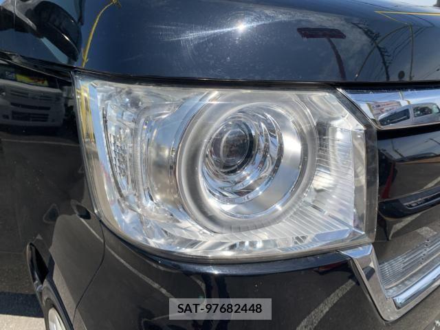 Honda N BOX 2019-08 7962805-8