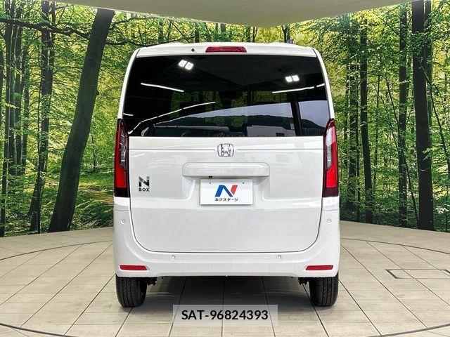 Honda N BOX 2026-03 7980148-14