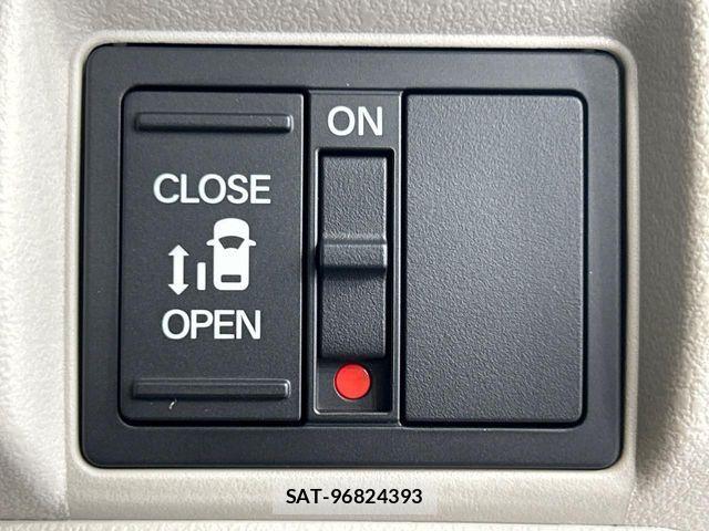 Honda N BOX 2026-03 7980148-3