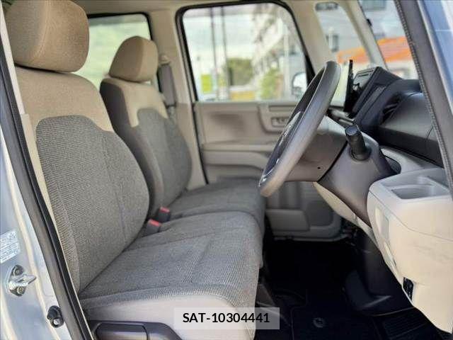 Honda N BOX 2020-10 7980184-15
