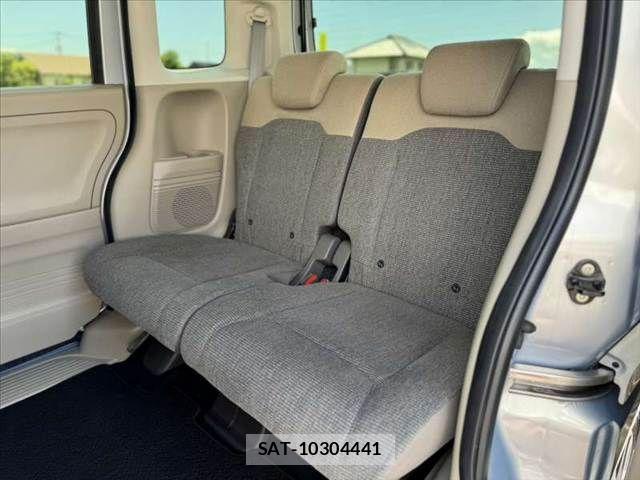 Honda N BOX 2020-10 7980184-17