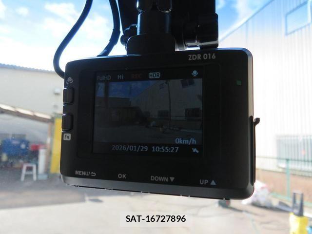 Honda N BOX 2016-05 7980180-27