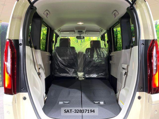 Honda N BOX 2026-06 7980136-9