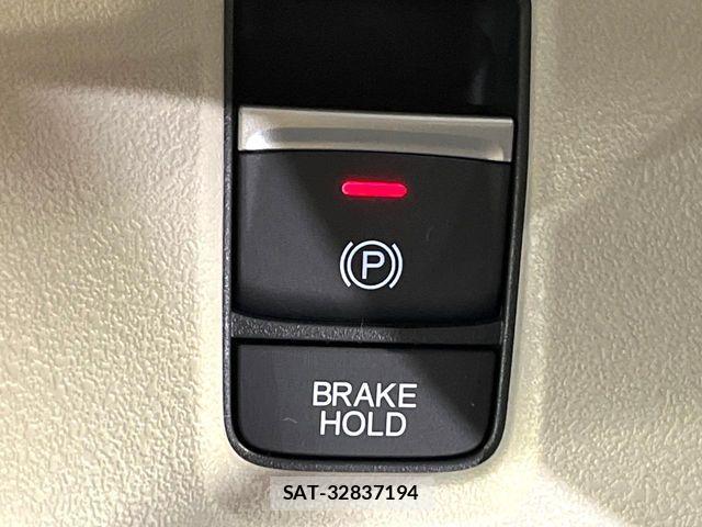 Honda N BOX 2026-06 7980136-6
