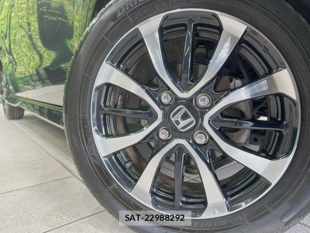 Honda N BOX 2019-05 7980163-12