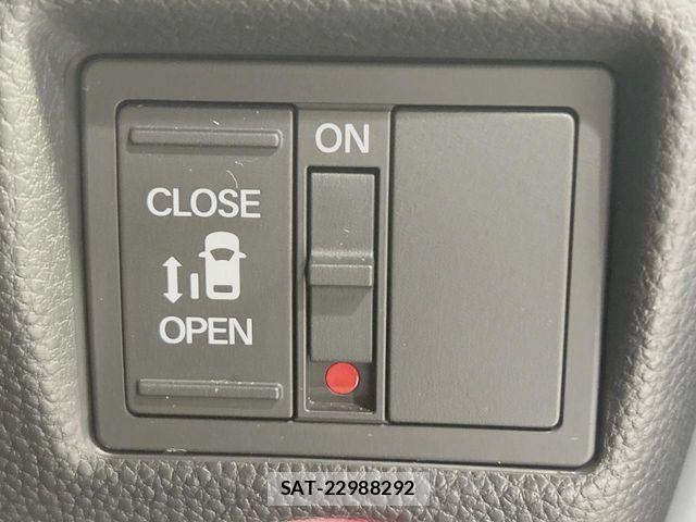 Honda N BOX 2019-05 7980163-5