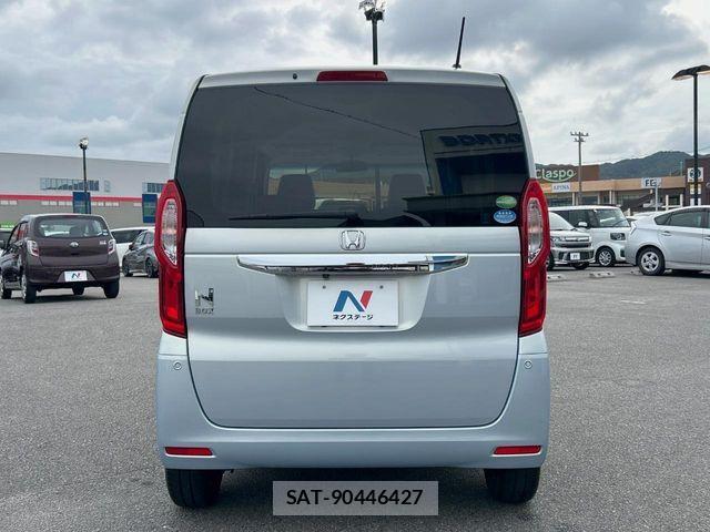 Honda N BOX 2017-12 7980192-15