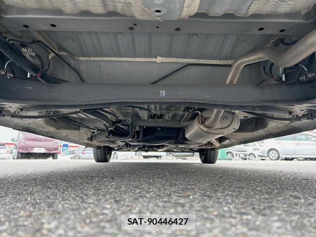 Honda N BOX 2017-12 7980192-18