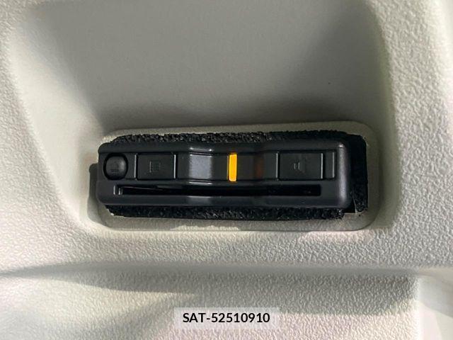 Honda N BOX 2024-05 7980143-5