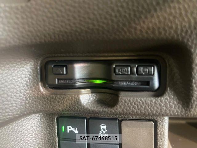 Honda N BOX 2022-01 7980175-5