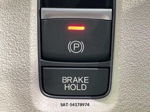 Honda N BOX 2026-06 7980149-6