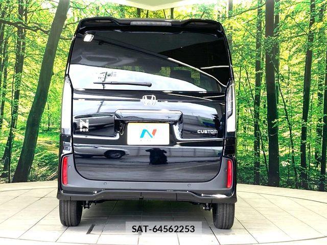 Honda N BOX 2026-06 7980142-14