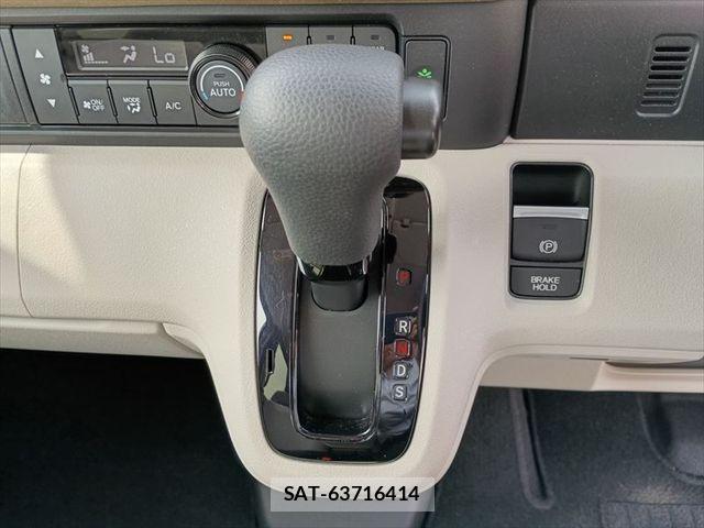 Honda N BOX 2024-11 7980177-24