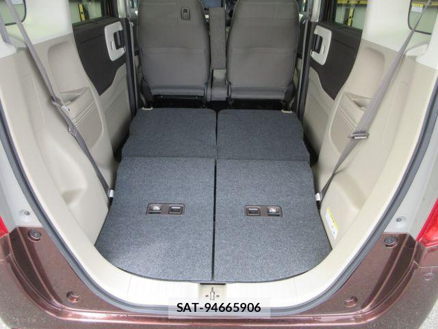 Honda N BOX 2018-01 7980181-17