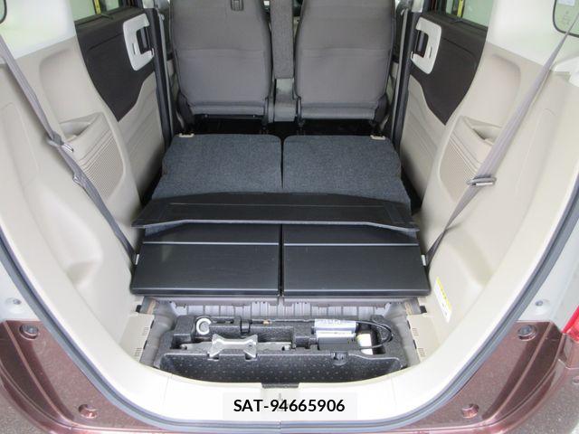 Honda N BOX 2018-01 7980181-18