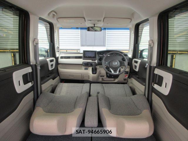Honda N BOX 2018-01 7980181-19