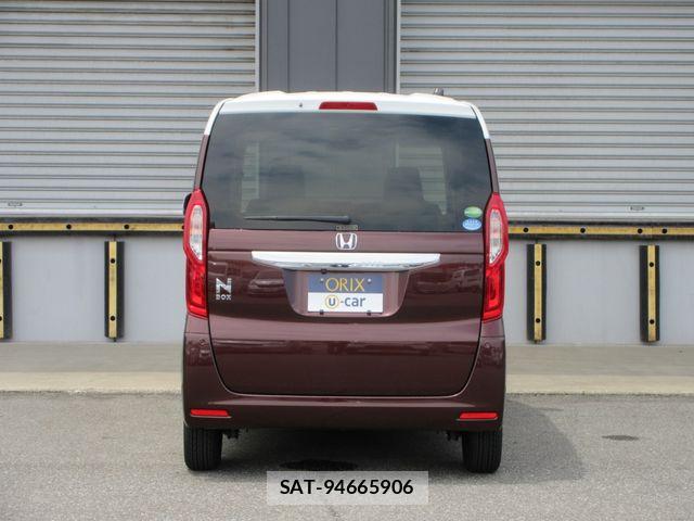 Honda N BOX 2018-01 7980181-22