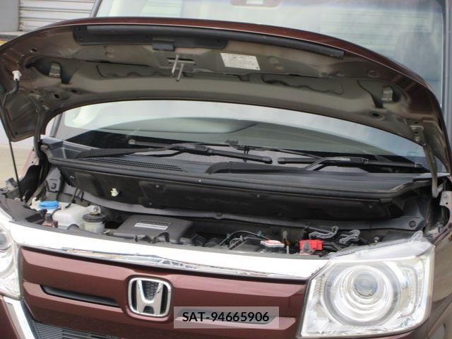 Honda N BOX 2018-01 7980181-23