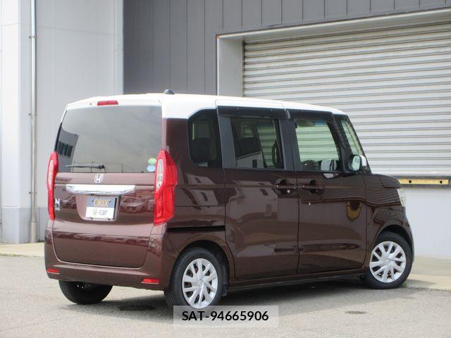 Honda N BOX 2018-01 7980181-2