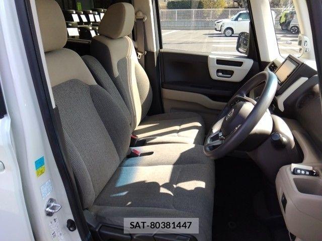 Honda N BOX 2019-01 7980182-9