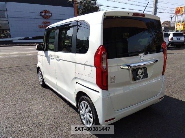Honda N BOX 2019-01 7980182-17