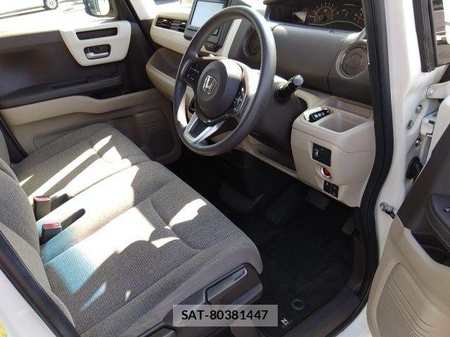 Honda N BOX 2019-01 7980182-1