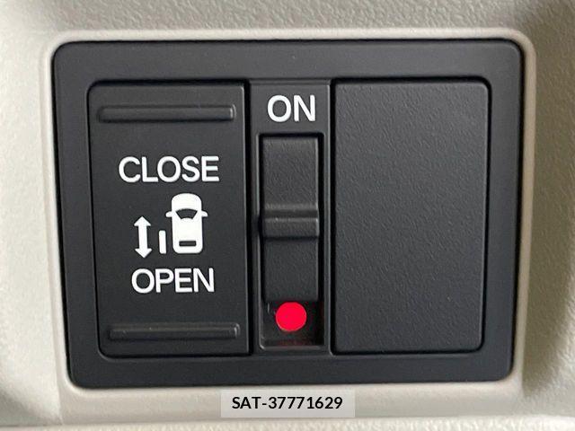 Honda N BOX 2024-12 7980158-5