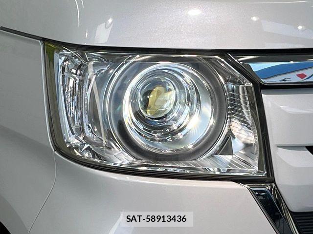 Honda N BOX 2018-11 7980179-11