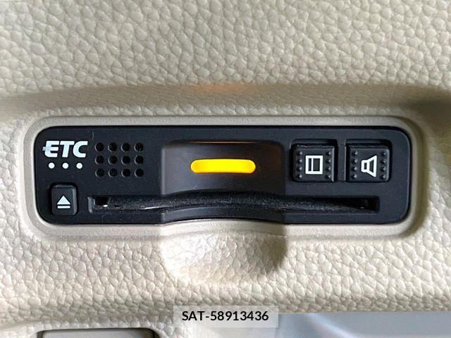 Honda N BOX 2018-11 7980179-6
