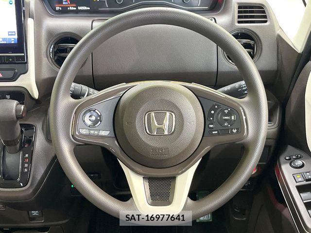 Honda N BOX 2023-02 7980176-11