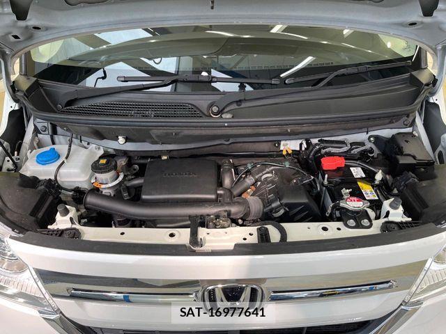 Honda N BOX 2023-02 7980176-17