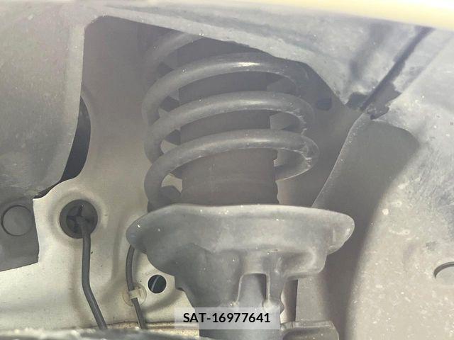 Honda N BOX 2023-02 7980176-19