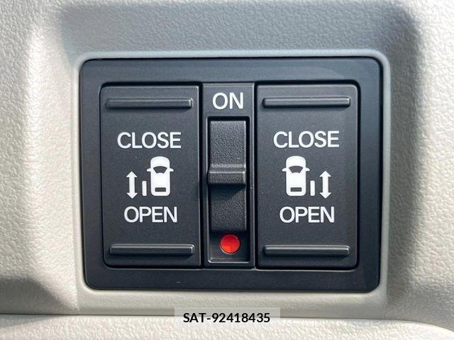 Honda N BOX 2026-06 7980151-2